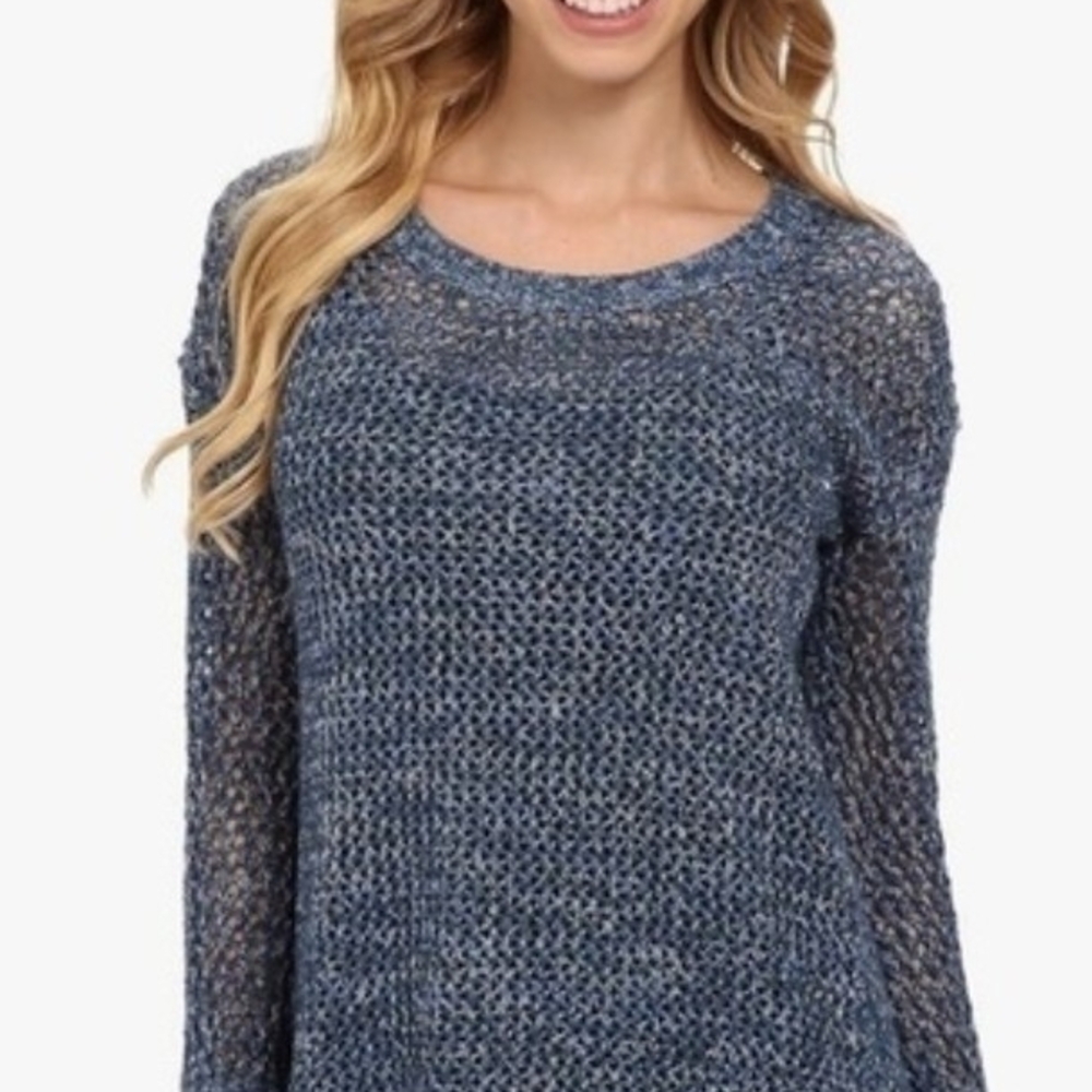 Lucky Brand Women's Heathered Blue Crew Neck Sweater